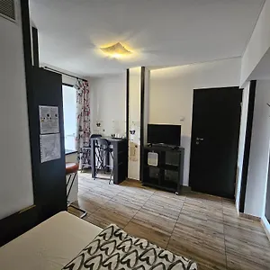 Appartement Class, Bucarest